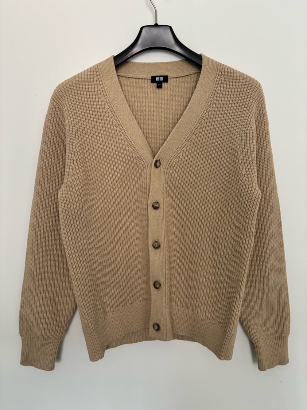 Uniqlo Men's Knit V-Neck Button Cardigan - Beige